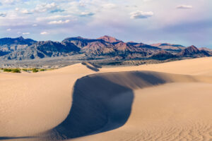 Dunes to Mountains I