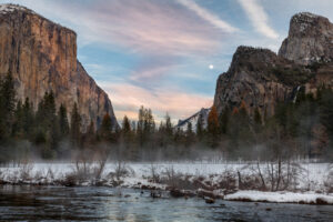 Valley View Moonrise