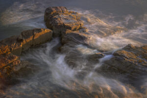 Waves on Rocks