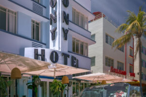 Colony Hotel III Colony Hotel III